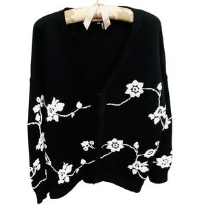 Sioni Black and White Floral Cardigan